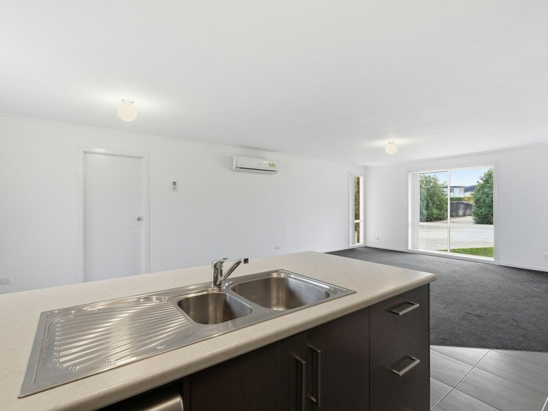 Photo - Villa 2/55 Cavenor Drive, Rokeby TAS 7019 - Image 15
