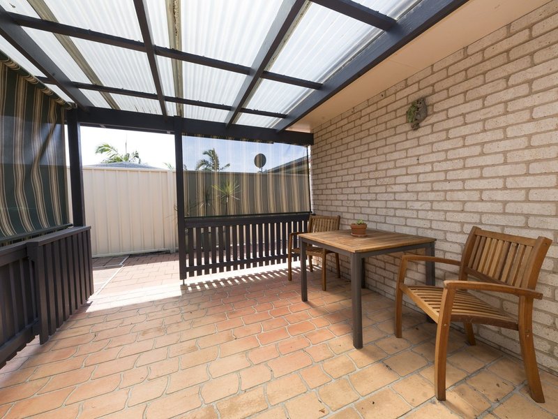 Photo - Villa 2/6 Asplenii Crescent, Tuncurry NSW 2428 - Image 11