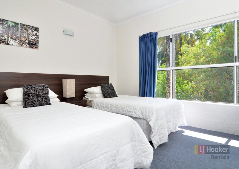 Photo - Villa 4/121-137 Port Douglas Road, Port Douglas QLD 4877 - Image 7