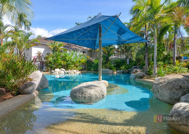 Photo - Villa 4/121-137 Port Douglas Road, Port Douglas QLD 4877 - Image 10