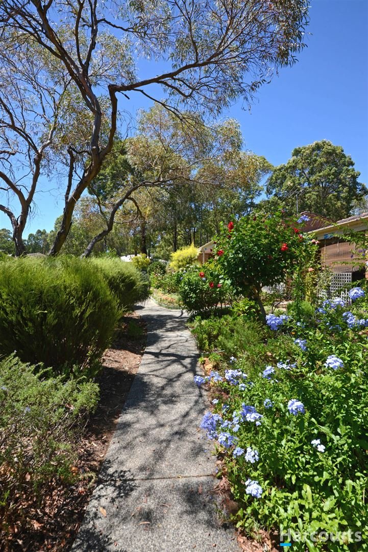 Photo - Villa 4/2 Fenton Street, Mundaring WA 6073 - Image 19