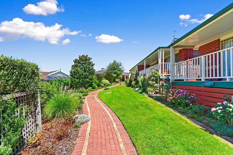 Photo - Villa 42/1-5 Canal Road, Paynesville VIC 3880 - Image 12