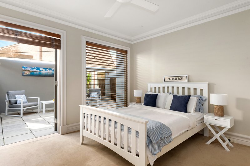 Photo - Villa 4/24-26 Ocean Road, Palm Beach NSW 2108 - Image 16