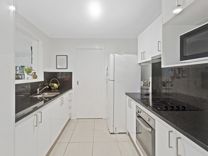 Photo - Villa 51/160 Bardon Avenue, Miami QLD 4220 - Image 2