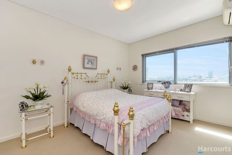 Photo - Villa 69/10 Roebuck Drive, Salter Point WA 6152 - Image 4