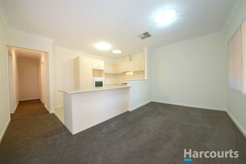 Photo - Villa 69/41 Geographe Way, Thornlie WA 6108 - Image 9