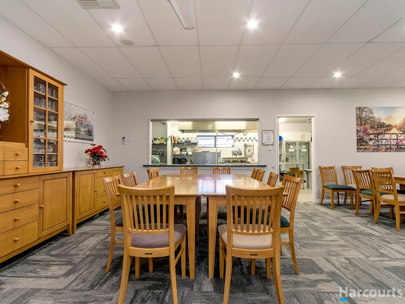 Photo - Villa 92/41 Geographe Way, Thornlie WA 6108 - Image 6