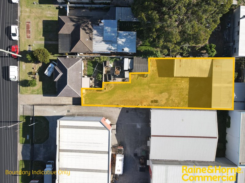 Yard Space/18 Somerset Street, Minto NSW 2566