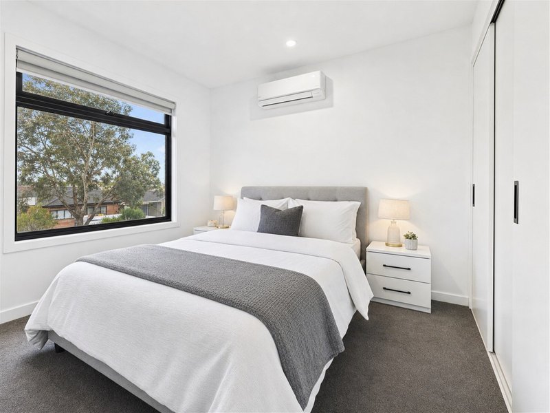 Photo - Yarrabilba QLD 4207 - Image 8