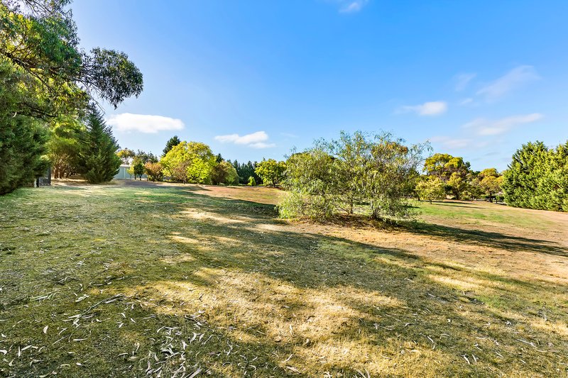 Photo - Yarrambat VIC 3091 - Image 7