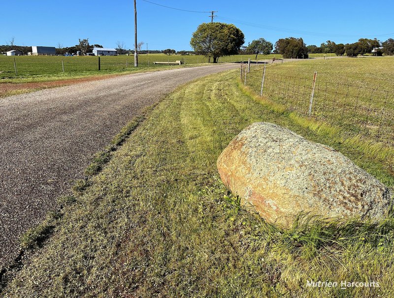 Photo - . 'Yooralling' , Cunderdin WA 6407 - Image 3