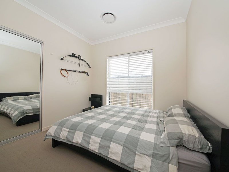 Photo - z14 Merion Crescent, North Lakes QLD 4509 - Image 7