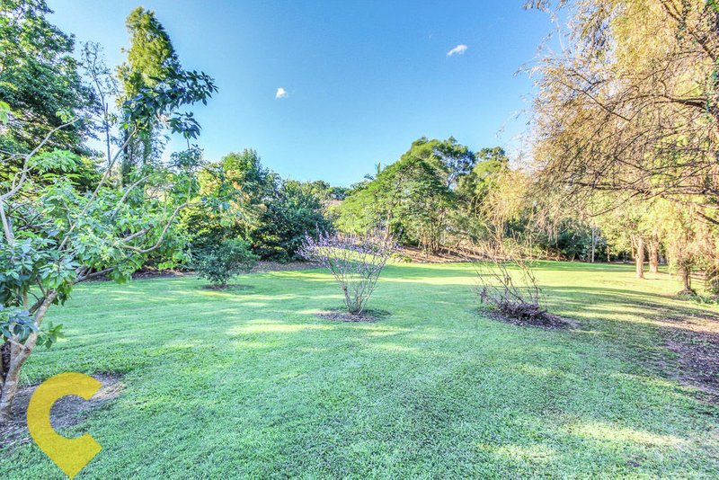 Photo - z30/85 View Crescent, Arana Hills QLD 4054 - Image 22