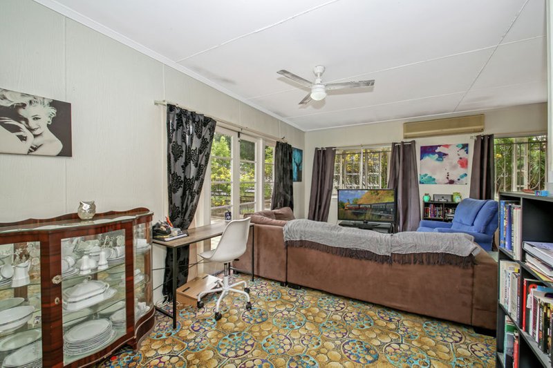Photo - z5 Saxby Street, Zillmere QLD 4034 - Image 6