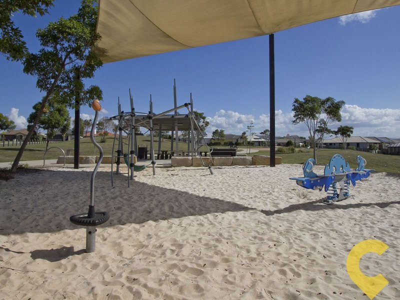 Photo - z7 Wells Close, North Lakes QLD 4509 - Image 21