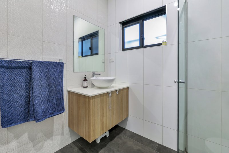 Photo - Zuccoli NT 0832 - Image 13