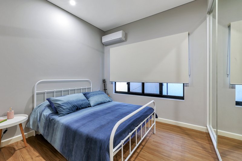 Photo - Zuccoli NT 0832 - Image 14